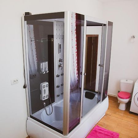 Kronhome Castelului Brassó Kültér fotó