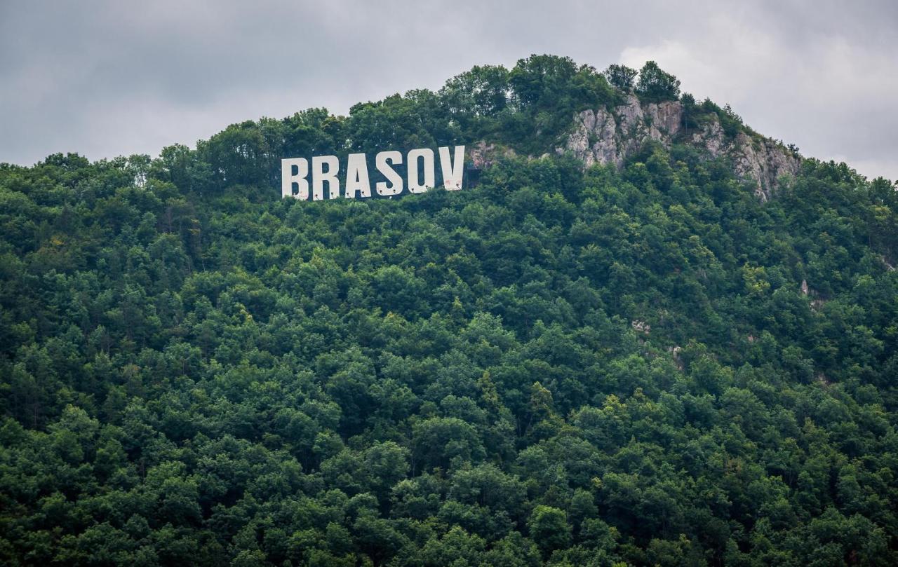 Kronhome Castelului Brassó Kültér fotó