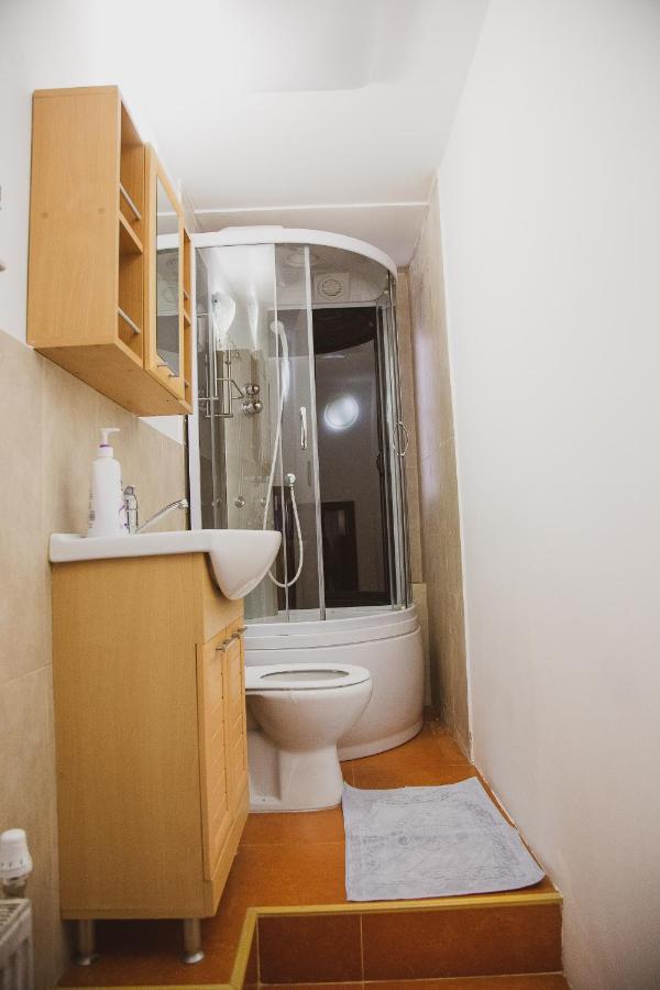 Kronhome Castelului Brassó Kültér fotó
